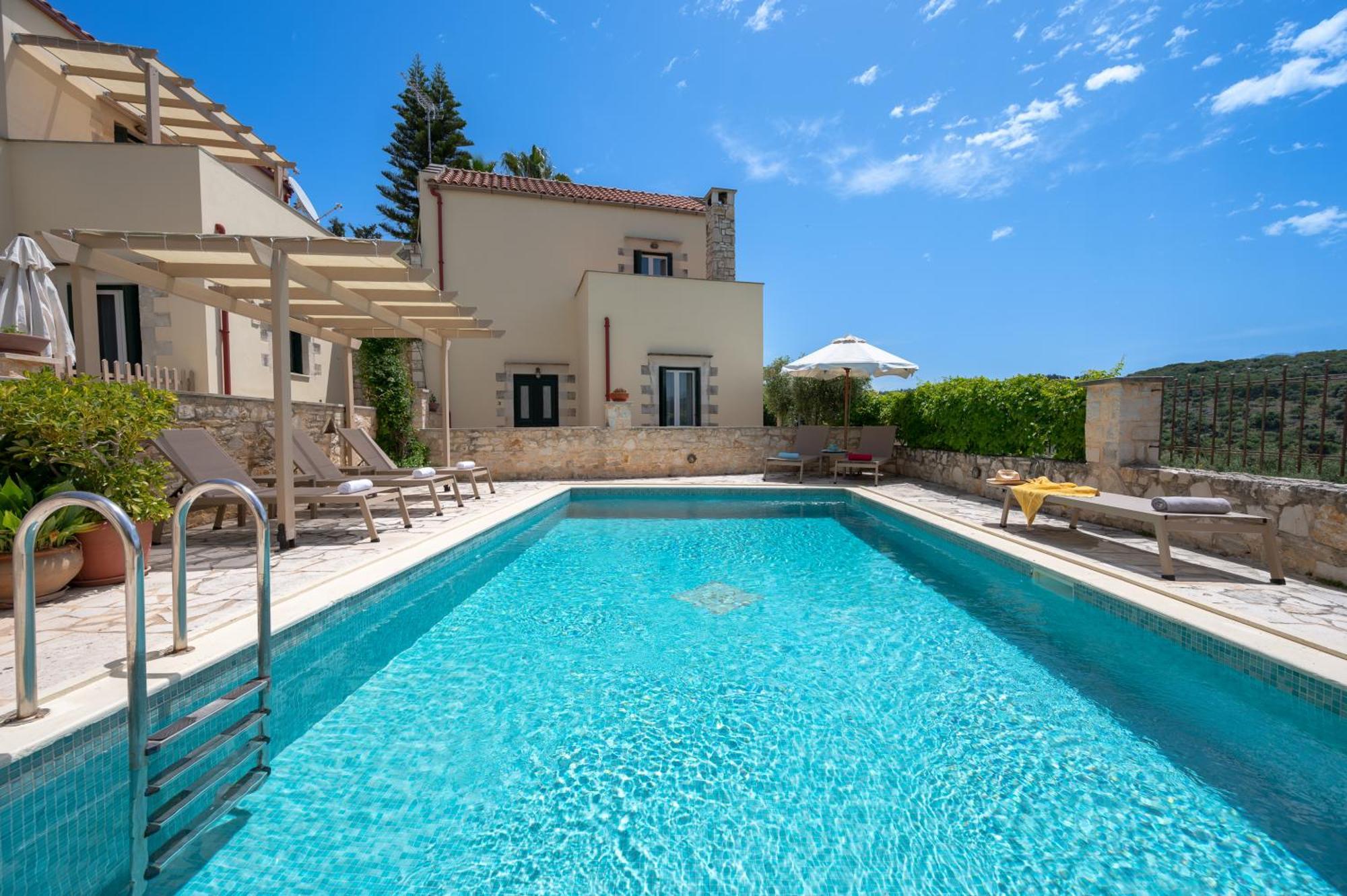 Helianthos Villas Douliana Екстериор снимка