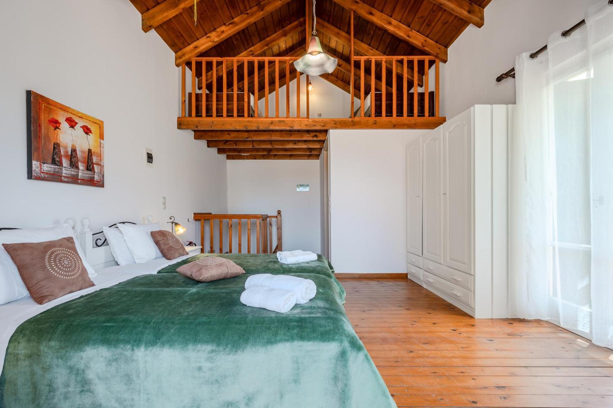 Helianthos Villas Douliana Екстериор снимка
