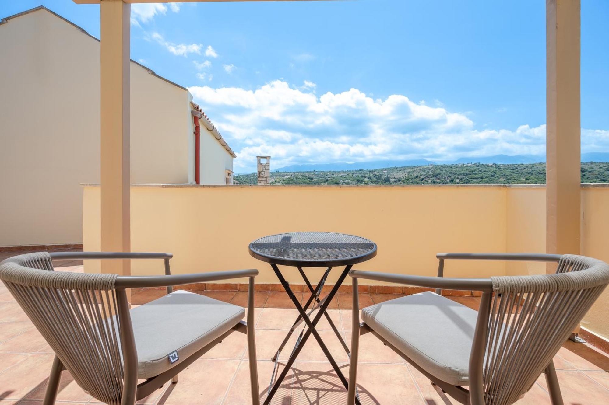 Helianthos Villas Douliana Екстериор снимка