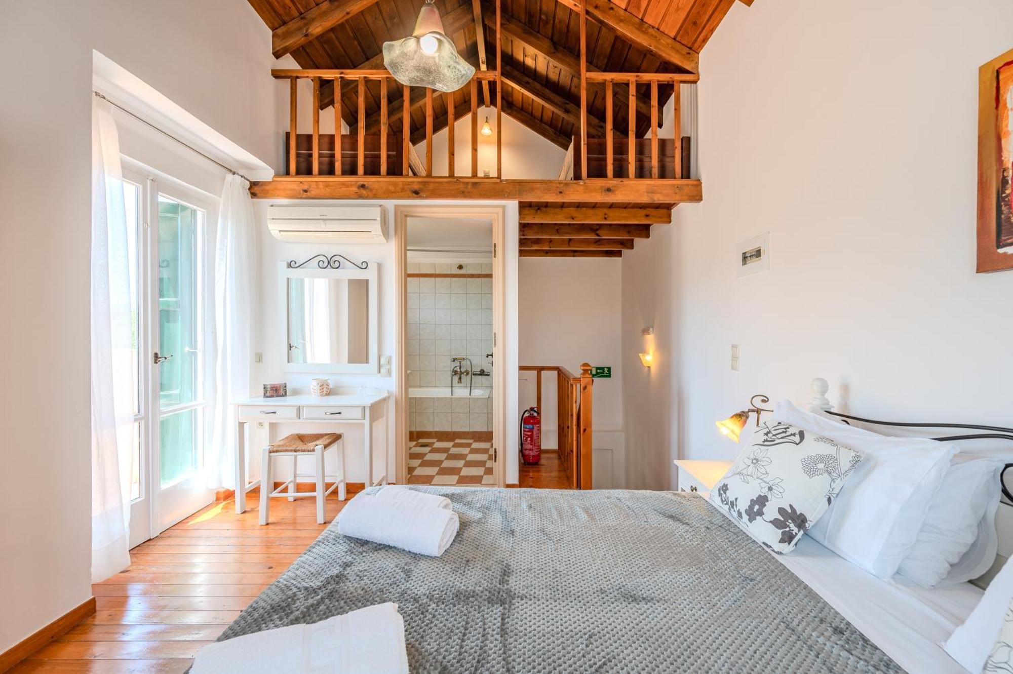 Helianthos Villas Douliana Екстериор снимка