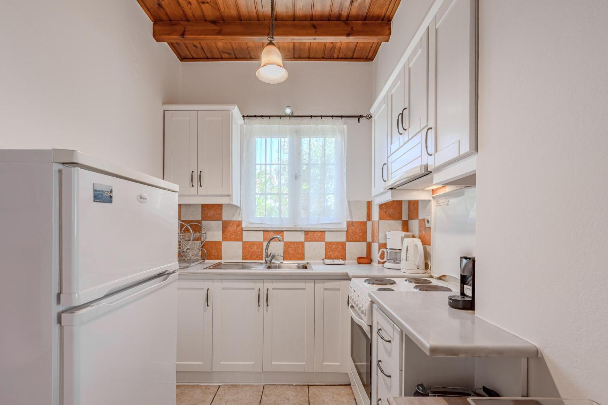 Helianthos Villas Douliana Екстериор снимка