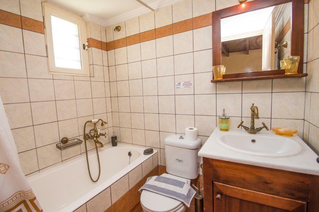 Helianthos Villas Douliana Екстериор снимка