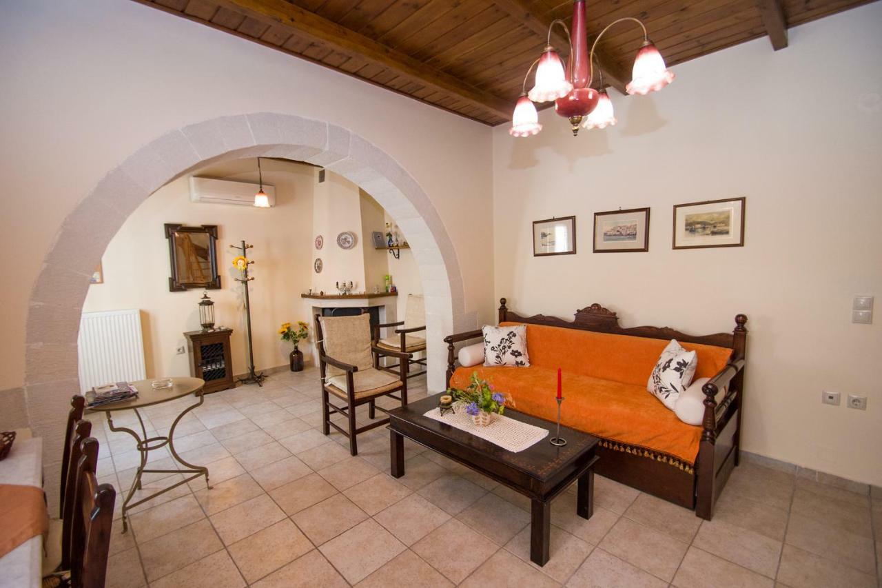 Helianthos Villas Douliana Екстериор снимка