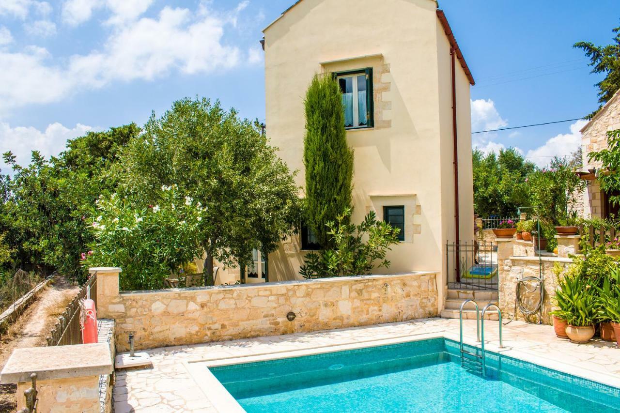 Helianthos Villas Douliana Екстериор снимка
